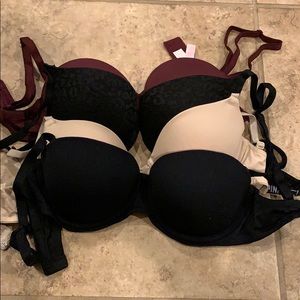 4 Pink Victoria secret bras